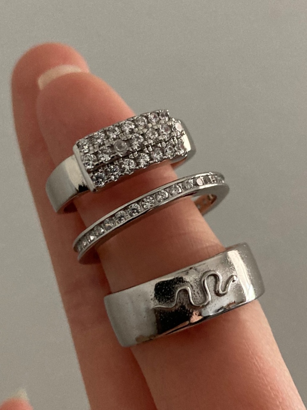 Vanessa Mooney SZ8 Ring SET Silver Stackable layering cocktail Rings Silver Set